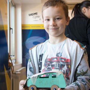 Kids in Tech - "Кола на бъдещето"