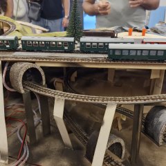 По пътя на теснолинейката